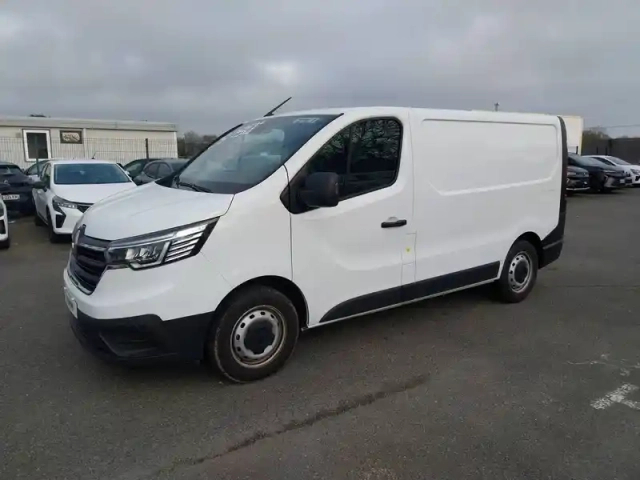 Renault Trafic fgn l1h1 3000 kg blue dci 130