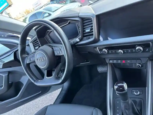 Audi A1 allstreet 30 tfsi 110 ch s tronic 7 — photo 52
