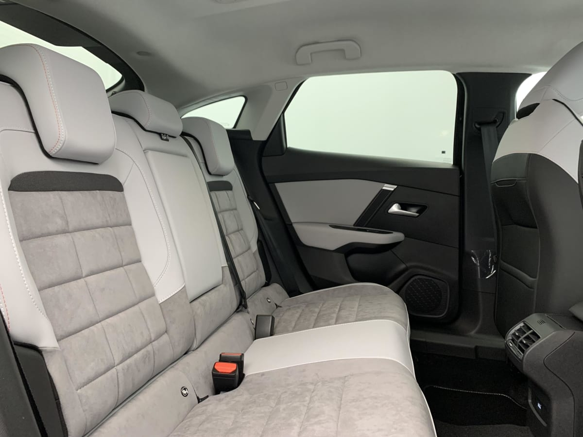 Citroën C4 — photo 10