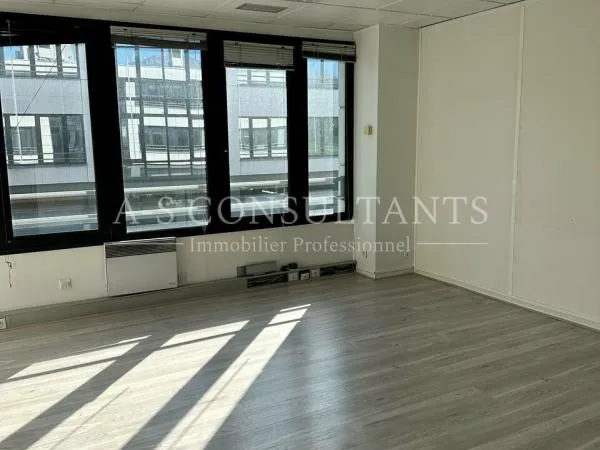 BUREAUX à louer