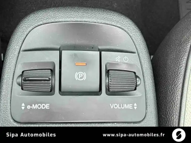 Fiat 500 c e 118 ch — photo 38
