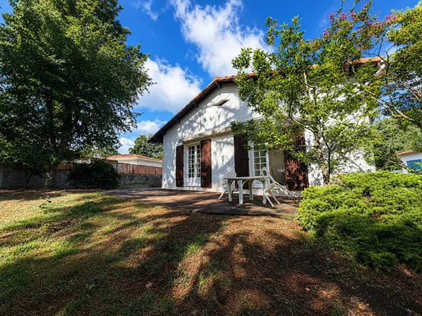 NAUZAN PLAGE - Maison familiale de 6 pièces avec garage