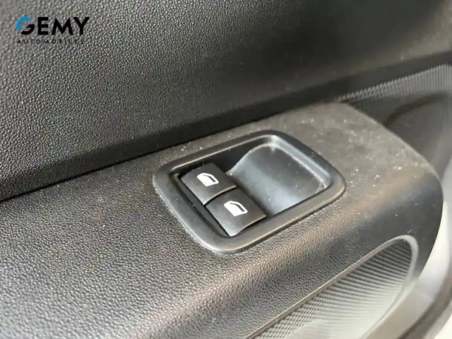 Citroën C3 puretech 83 s&amp;s bvm5 — photo 28