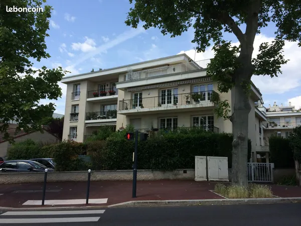 A louer Studio meublé avec jardin