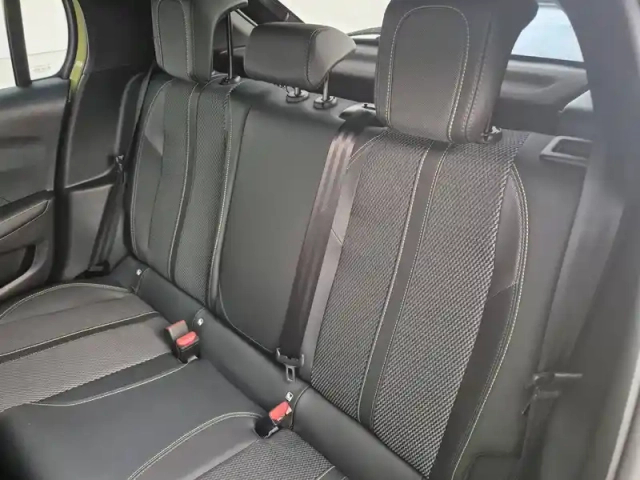 Peugeot 208 electrique 156 ch 54 kwh — photo 25