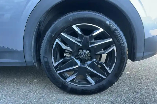 Peugeot 3008 hybrid 136 e-dcs6 — photo 61