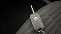 Peugeot 2008 1.2 PureTech 100ch S&S Style — photo 16