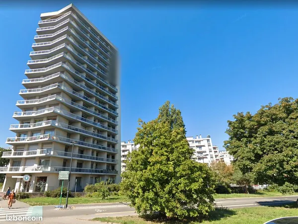 Lot de Garages (x2). 14m2. Marechal Foch-Jean Jaurès