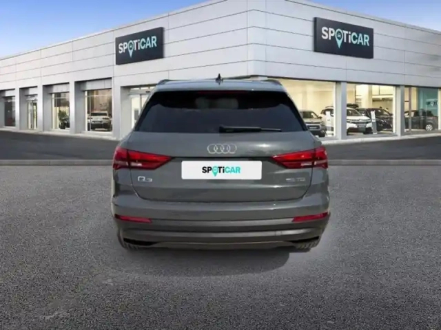 Audi Q3 35 tdi 150ch design s tronic 7 — photo 5