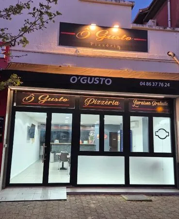 Commerce Vente Port-Saint-Louis-du-Rhône 90m² 42500€