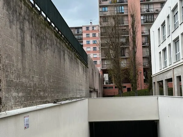Place de parking securisée