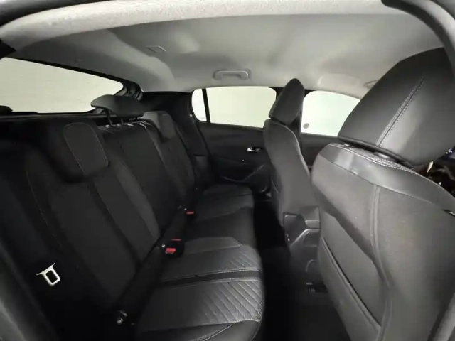 Peugeot 208 hybrid 100 e-dcs6 — photo 16
