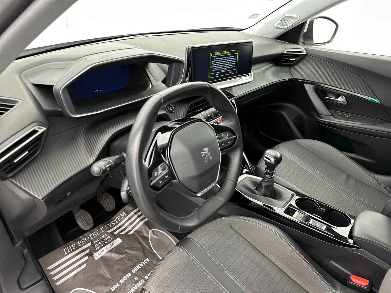 Peugeot 2008 puretech 130 s&s bvm6 allure pack — photo 8