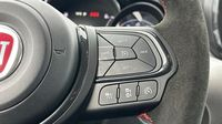 Renault Clio 1.5 dCi 100ch Evolution - 25 — photo 18