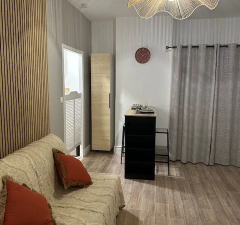 Studio meublé tout confort