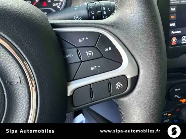 Jeep Renegade 1.3 gse t4 150 ch bvr6 — photo 26