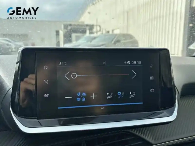 Peugeot 208 puretech 75 s&amp;s bvm5 — photo 12