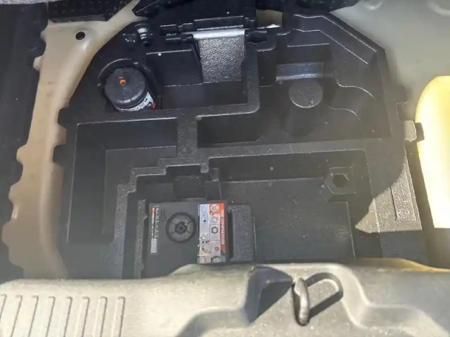 Citroën C3 turbo 100 ch bvm6 plus — photo 27