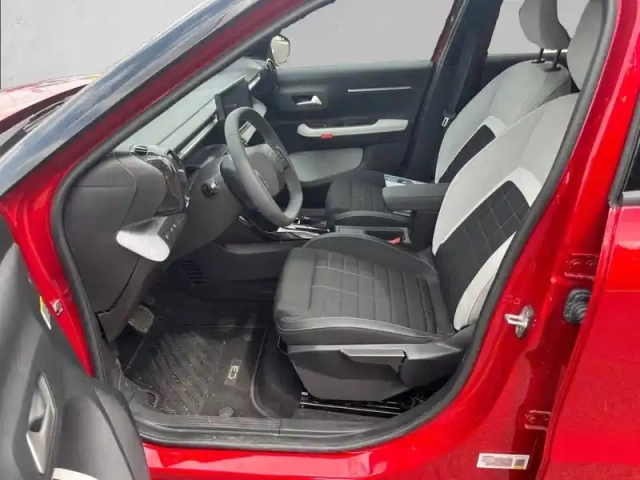 Citroën C3 hybride 110 ch automatique — photo 11
