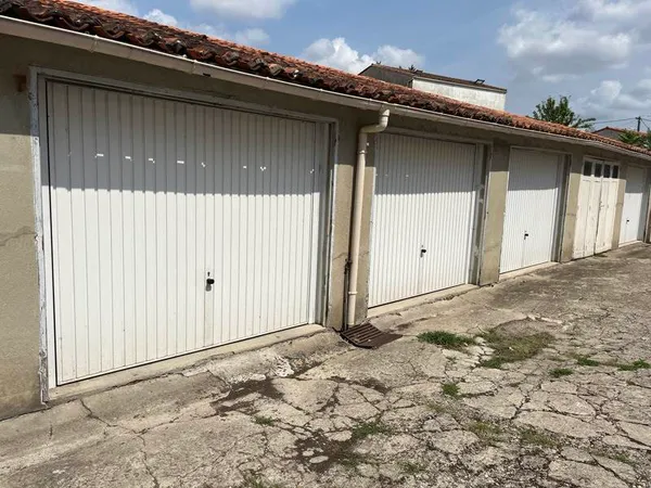 Parking 16 m²