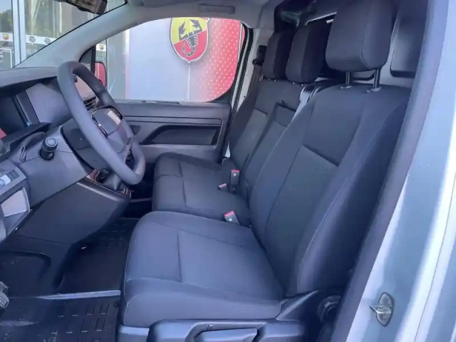 Fiat Scudo fg m 1.5 diesel 120ch pack premium connect — photo 15