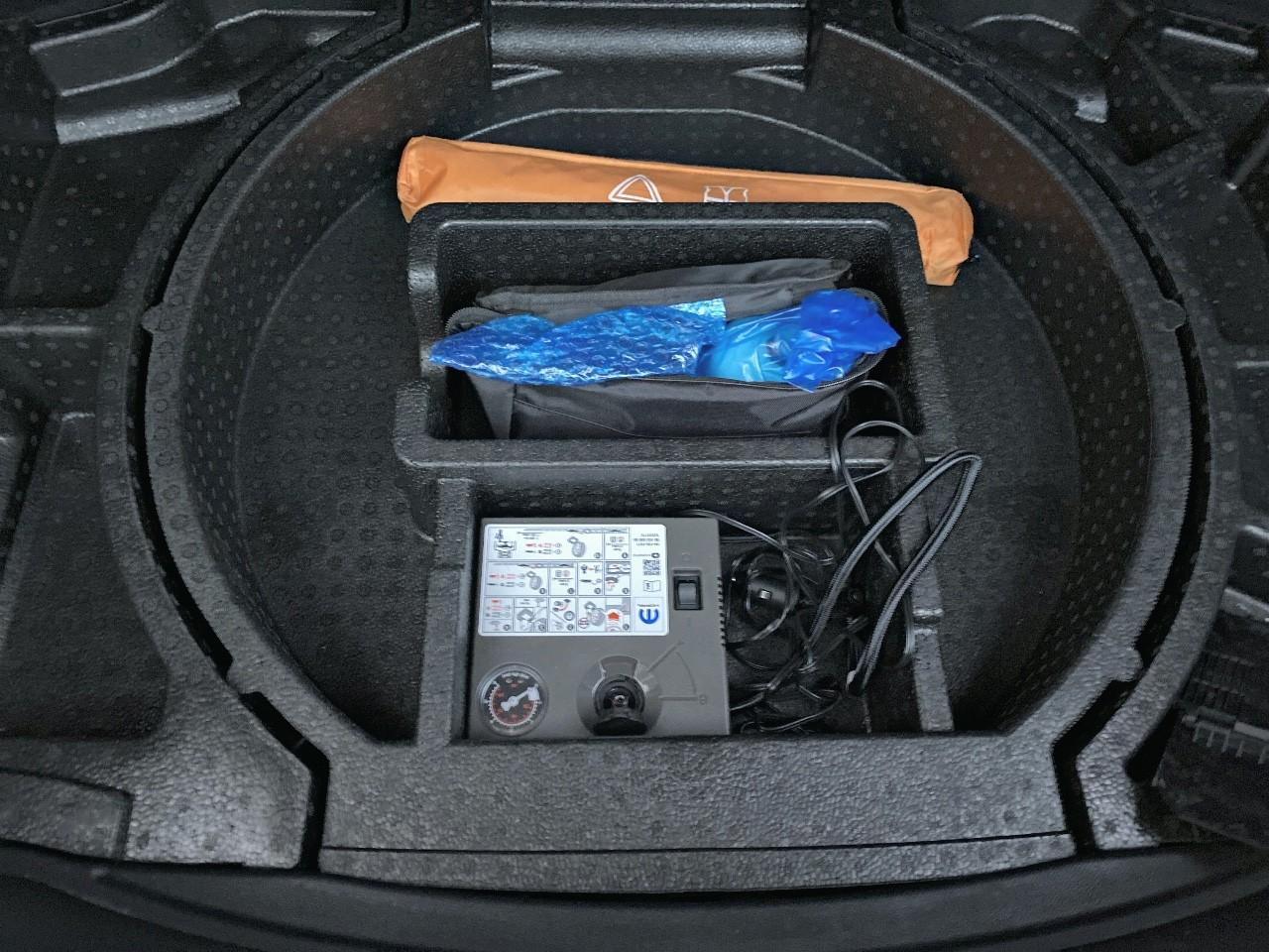 Ds Ds 4 hybride 136 e-dct6 etoile - alcantara — photo 16