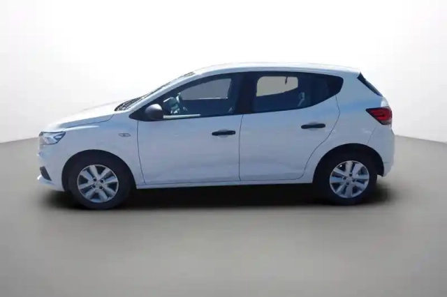 Dacia Sandero sce 65 — photo 3