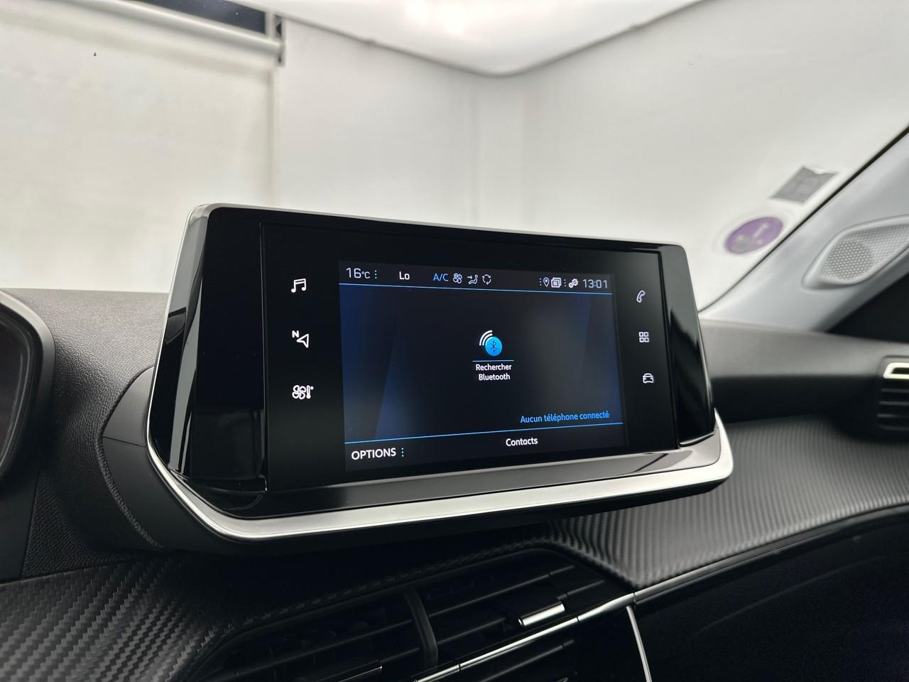 Peugeot 2008 puretech 100 s&s bvm6 style — photo 23
