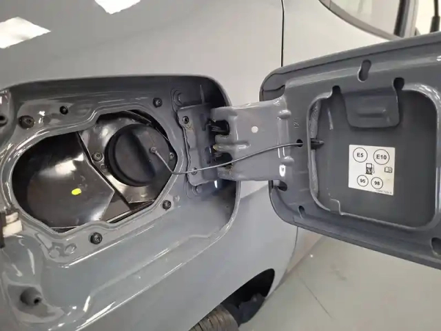 Dacia Duster tce 150 fap 4x2 edc — photo 14