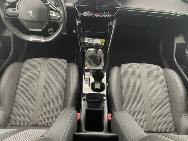 Peugeot 208 puretech 100 s&amp;s bvm6 — photo 94