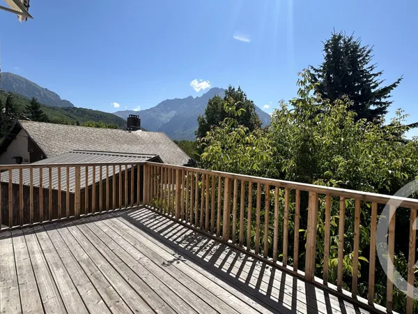 Maison 4 pièces 111 m²