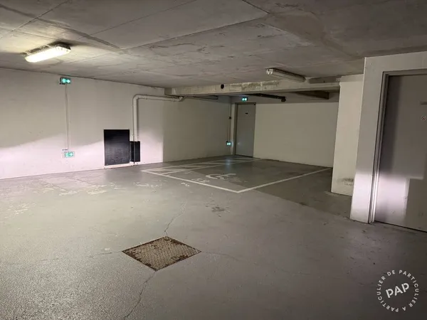 Stationnement Location Paris   19900€