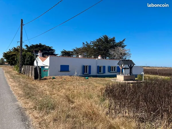 Maison individuelle avec hangar et jardin