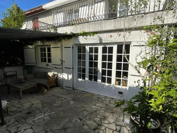 Maison au calme - Bordeaux Bastide - 60m2, 2 chambres et 2 terrasses