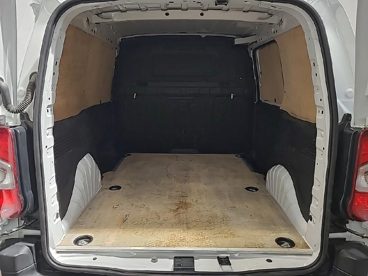 Peugeot Partner fourgon m 950 kg bluehdi 100 s&s bvm6 — photo 14