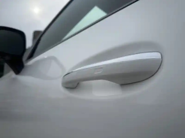 Mercedes Glc 300 de hybrid eq 4matic am — photo 24