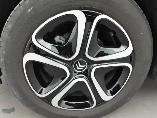 Citroën C3 puretech 83 ch bvm5 — photo 13