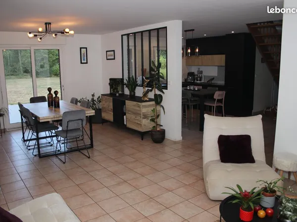 Maison familiale 7 pièces - 160 m²