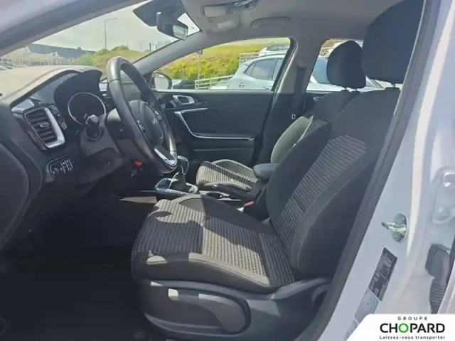 Kia Ceed 1.5 t-gdi 140 ch bvm6 — photo 11