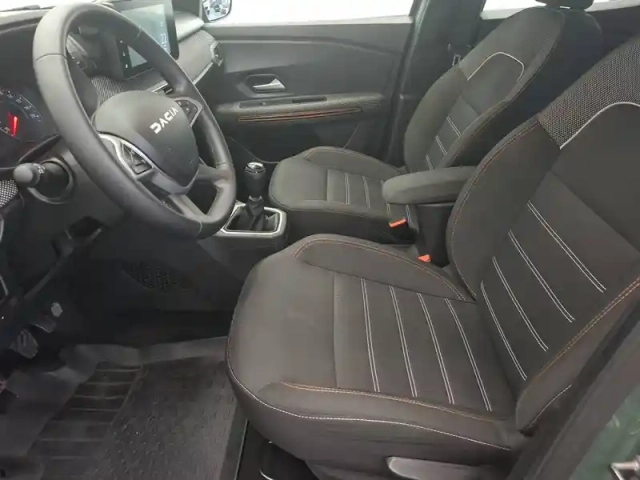 Dacia Sandero eco-g 100 — photo 12