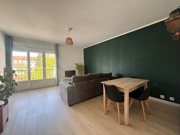 Beau T2 Bergerac en résidence !