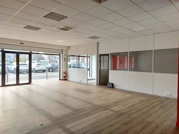 Local commercial 123 m²