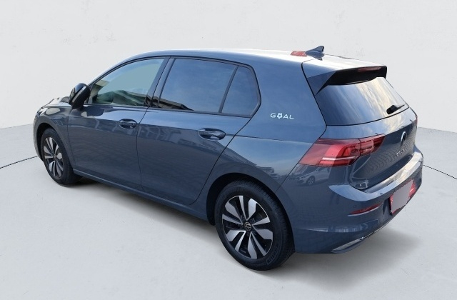 Volkswagen Golf 8 — photo 3