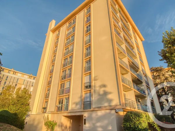 Appartement 4 pièces 82 m²