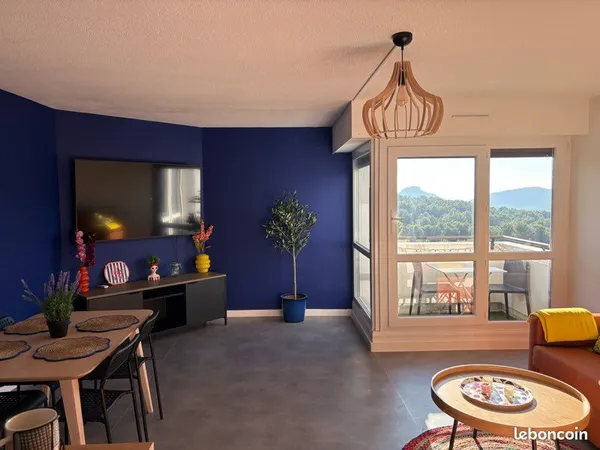 Appartement entièrement meublé