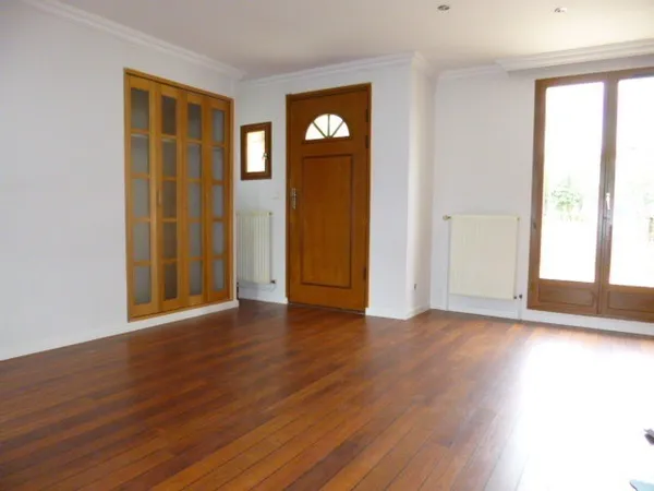 Location maison 6 pièces 105 m² Saint-Étienne
