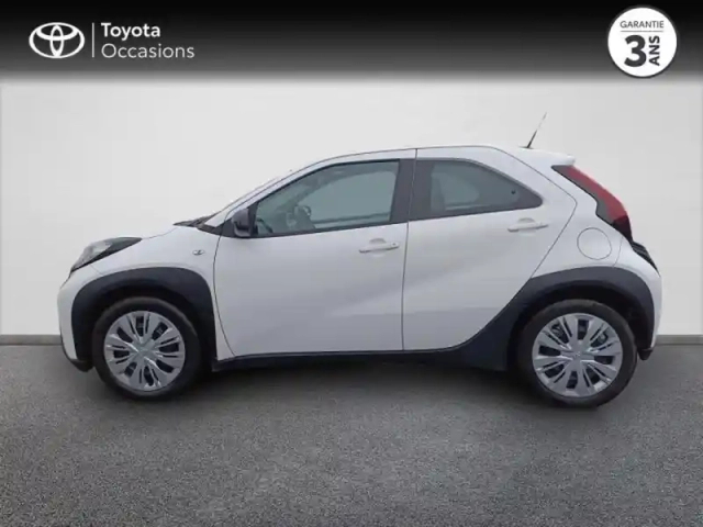 Toyota Aygo X 1.0 vvt-i 72ch dynamic — photo 8