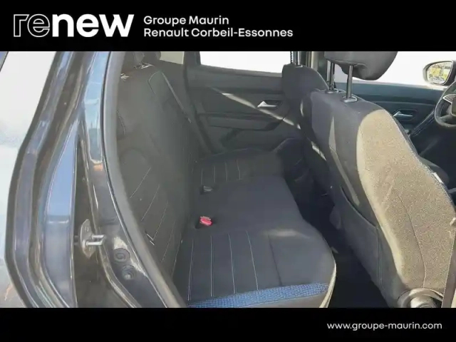 Dacia Duster 1.0 eco-g 100ch 15 ans 4x2 - e6u — photo 15