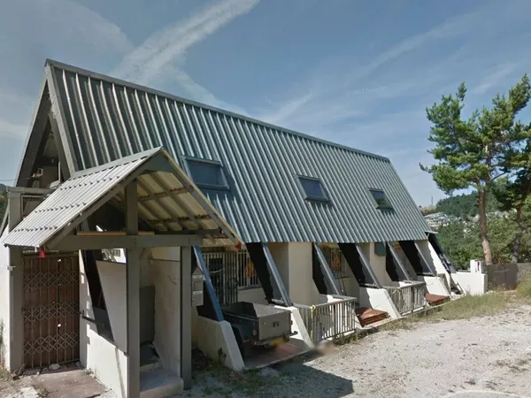 Local commercial 300 m² Gréolières