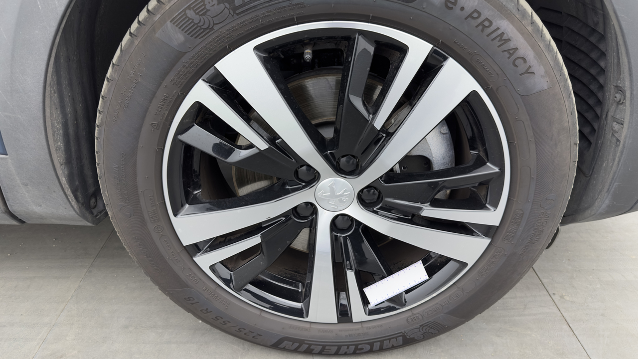 Peugeot 3008 Hybrid 225 e-EAT8 — photo 37